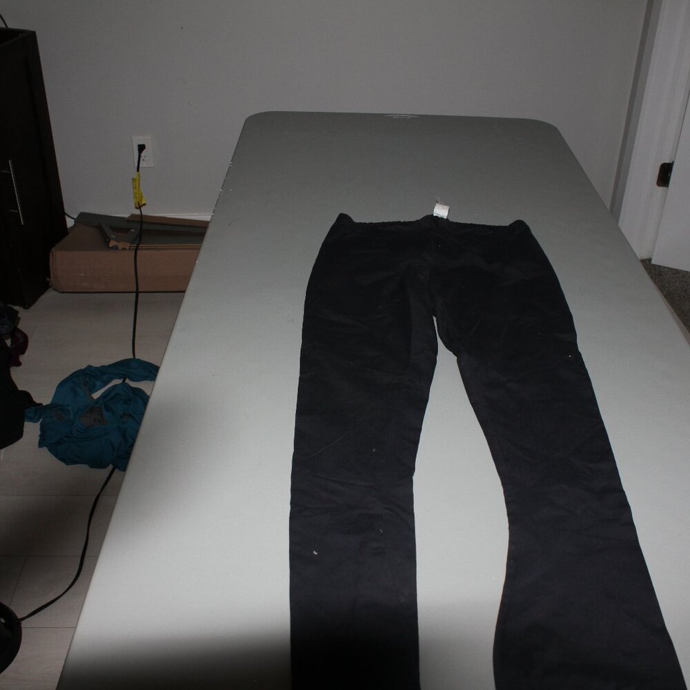 Black Victoria Challenge's Skating Pants Size Large